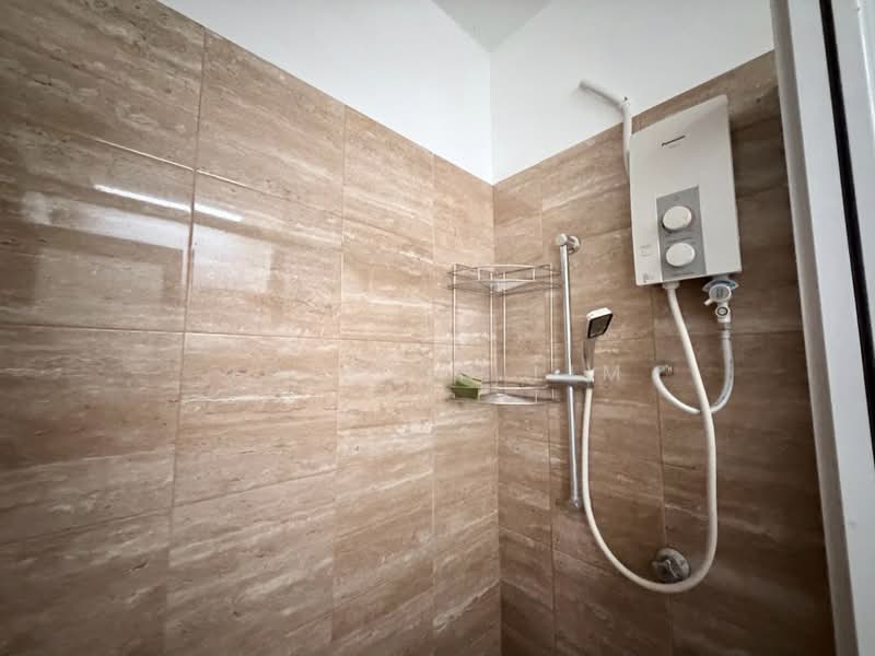 2-storey Terraced House for Rent in Kota Damansara (Selangor) - Jocelin Lim - Bathroom - PropertyGuru.com.my