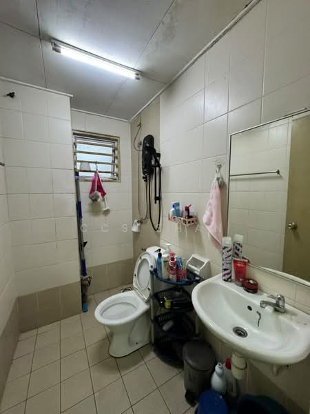 2.5-storey Terraced House for Sale in Kepong (Kuala Lumpur) - CCS Shan - Bathroom - PropertyGuru.com.my