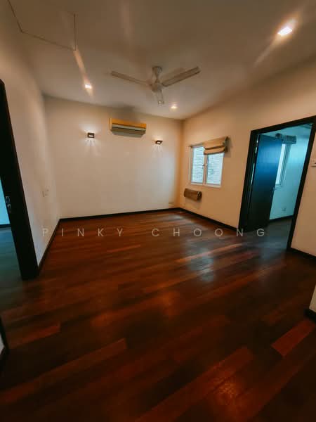 2.5-storey Terraced House for Sale in Valencia (Sungai Buloh) - Pinky Choong - PropertyGuru.com.my