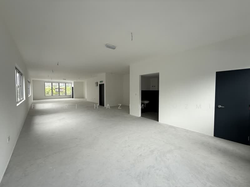 Shop / Office untuk Disewa di Bandar Serenia (Dengkil) - Fiqri Hazim Rozmi - Interior - PropertyGuru.com.my
