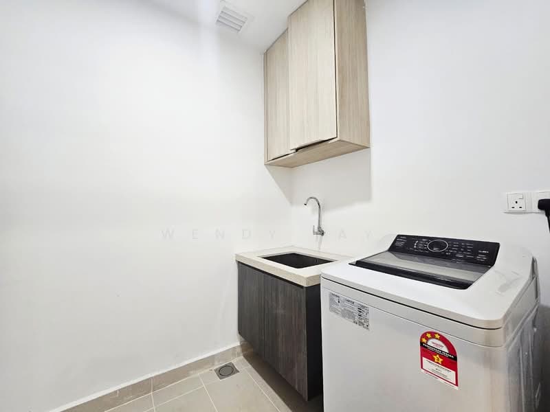 Servis Apartment untuk Disewa di Southern Marina Residences - Wendy Tay - PropertyGuru.com.my