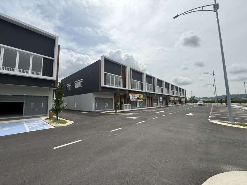 Shop / Office for Rent in Bandar Serenia (Dengkil) - Fiqri Hazim Rozmi - Exterior - PropertyGuru.com.my