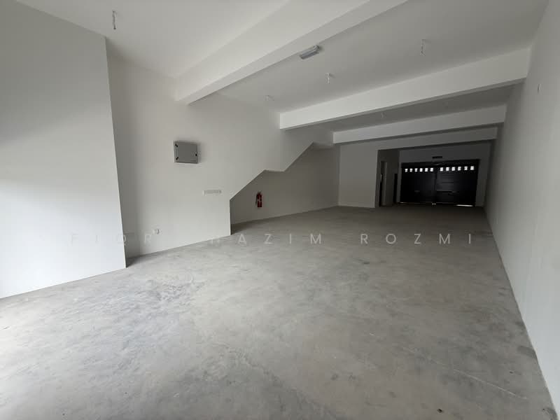 Shop / Office for Rent in Bandar Serenia (Dengkil) - Fiqri Hazim Rozmi - Interior - PropertyGuru.com.my