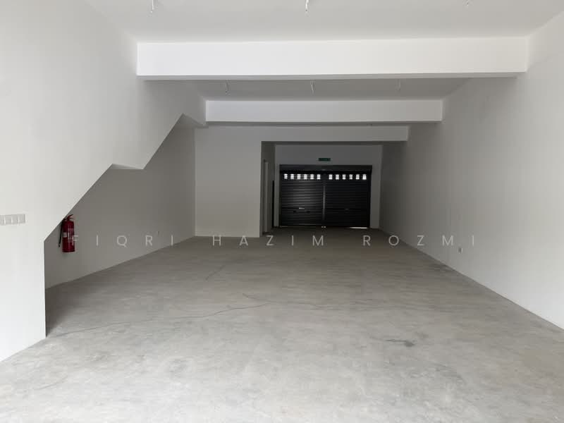 Shop / Office for Rent in Bandar Serenia (Dengkil) - Fiqri Hazim Rozmi - Interior - PropertyGuru.com.my