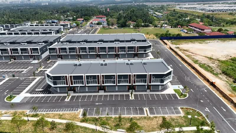 Shop / Office for Rent in Bandar Serenia (Dengkil) - Fiqri Hazim Rozmi - Exterior - PropertyGuru.com.my