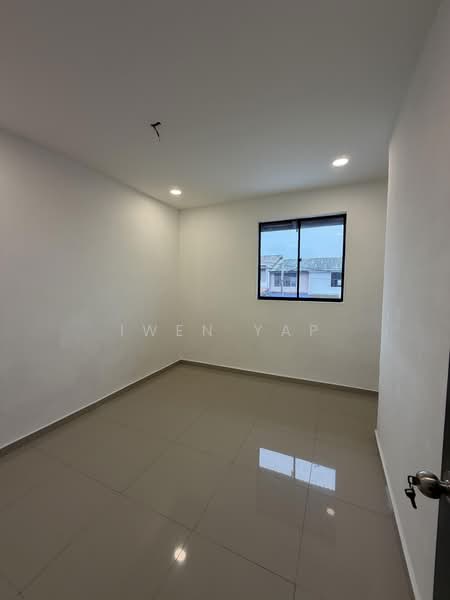 Rumah Teres 2 Tingkat untuk Dijual di Taman Johor Jaya (Johor Bahru) - Iwen Yap - PropertyGuru.com.my