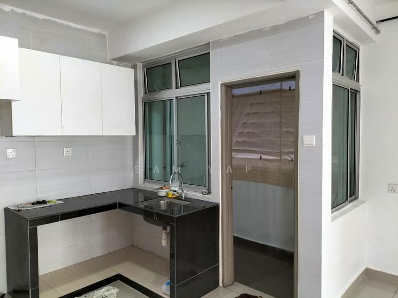 Kediaman Servis untuk Disewa di Larkin Heights - Sam Yap - Kitchen - PropertyGuru.com.my