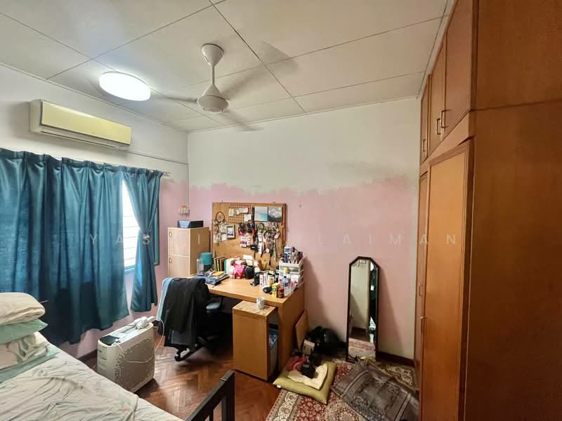 2-storey Terraced House for Sale in Bandar Sri Damansara (Selangor) - Yasmin Sulaiman - Bedroom - PropertyGuru.com.my