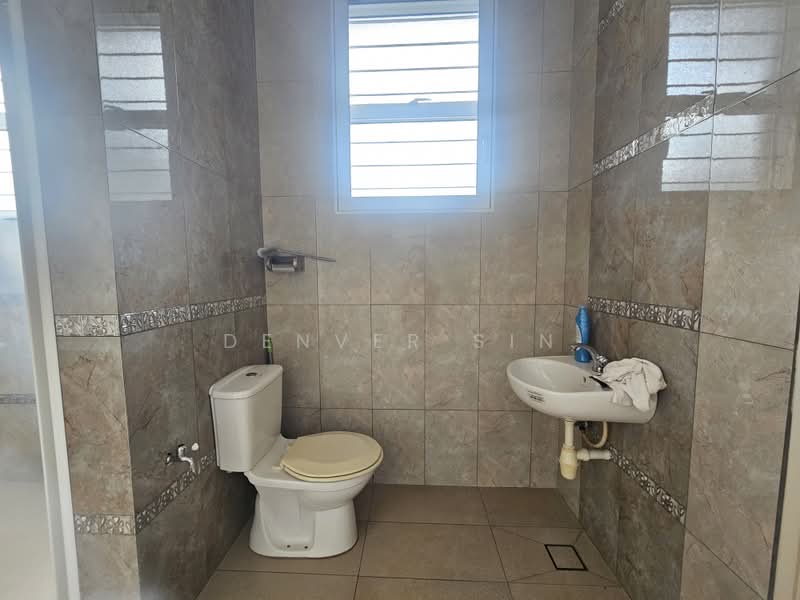 Semi-Detached House for Sale in Cheras (Selangor) - Denver Sin - Bathroom - PropertyGuru.com.my
