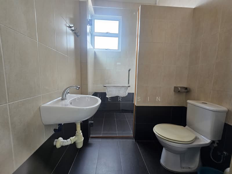 Semi-Detached House for Sale in Cheras (Selangor) - Denver Sin - Bathroom - PropertyGuru.com.my