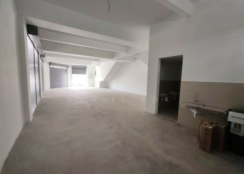 Shop for Rent in Bandar Bukit Raja (Klang) - Daniel Kok - Interior - PropertyGuru.com.my
