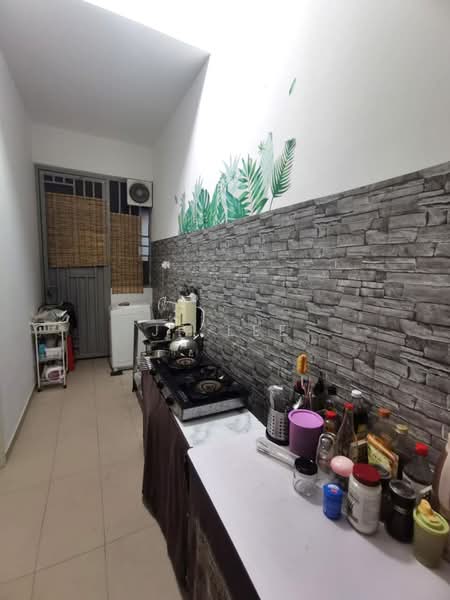 Rumah Kluster untuk Dijual di Bukit Indah (Iskandar Puteri (Nusajaya)) - JP Lee - Kitchen - PropertyGuru.com.my