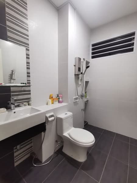 Rumah Kluster untuk Dijual di Bukit Indah (Iskandar Puteri (Nusajaya)) - JP Lee - Bathroom - PropertyGuru.com.my