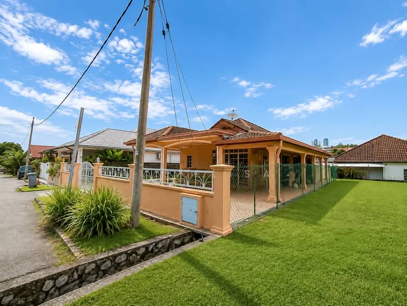 Bungalow House for Sale in Seremban (Negeri Sembilan) - N. Melisa - Exterior - PropertyGuru.com.my