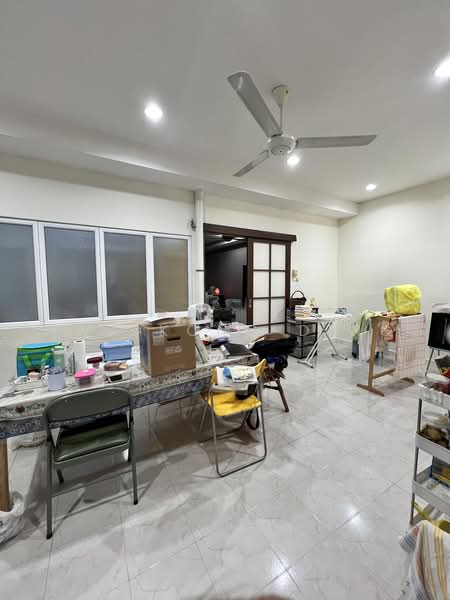Rumah Teres 1 Tingkat untuk Dijual di Seksyen 22 (Petaling Jaya) - Hwa Kong Ding - Living Room - PropertyGuru.com.my