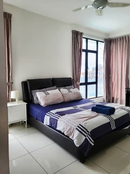 Kediaman Servis untuk Dijual di Residences @ 1 Tebrau - Reny Hee - Bedroom - PropertyGuru.com.my