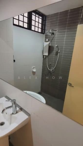 Service Residence for Rent at Palazio - Alex How - Bathroom - PropertyGuru.com.my
