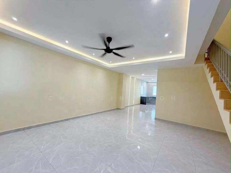 2-storey Terraced House for Sale in Bukit Indah (Iskandar Puteri (Nusajaya)) - Christine Poh - Living Room - PropertyGuru.com.my
