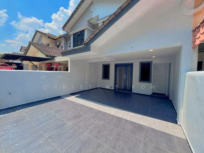 2-storey Terraced House for Sale in Bukit Indah (Iskandar Puteri (Nusajaya)) - Christine Poh - Exterior - PropertyGuru.com.my