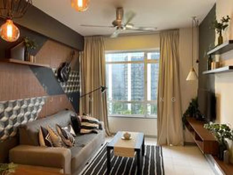 Kediaman Servis untuk Dijual di 28 Boulevard - Jin Ming Ting - Living Room - PropertyGuru.com.my