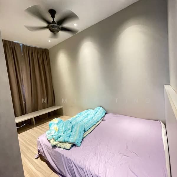 Kediaman Servis untuk Dijual di 28 Boulevard - Jin Ming Ting - Bedroom - PropertyGuru.com.my