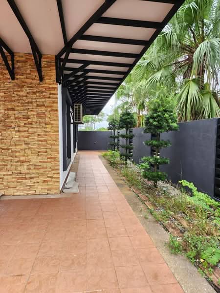 Rumah Teres 2 Tingkat untuk Dijual di Setia Tropika (Johor Bahru) - Reny Hee - Exterior - PropertyGuru.com.my