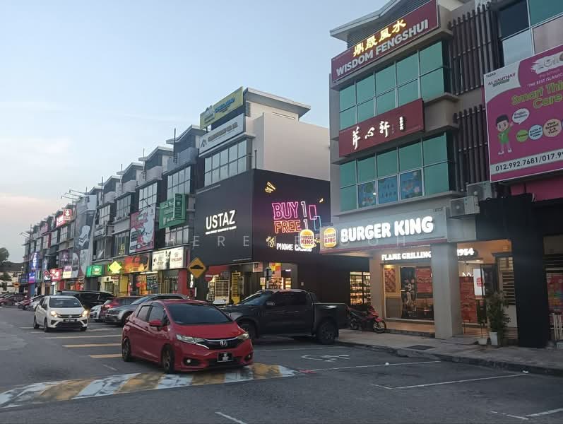 Kedai untuk Disewa di Taman TTDI Grove (Kajang) - Sherene Goh - Exterior - PropertyGuru.com.my