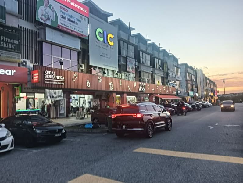 Kedai untuk Disewa di Taman TTDI Grove (Kajang) - Sherene Goh - Exterior - PropertyGuru.com.my