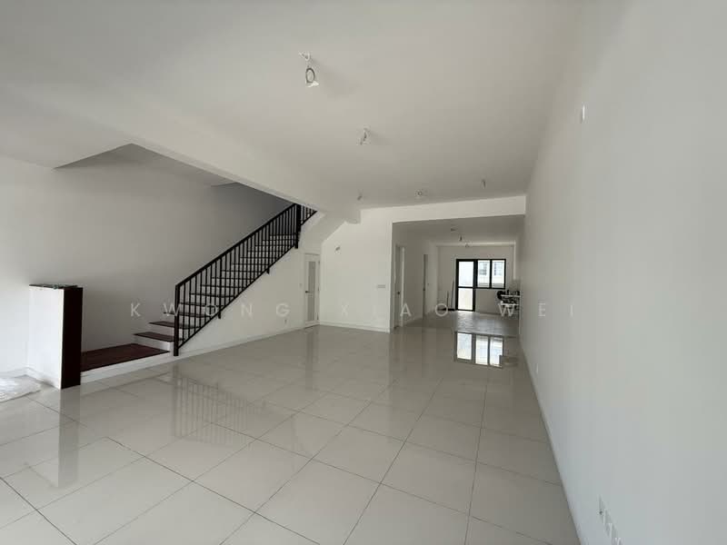 Rumah Teres 2-Tingkat untuk Dijual di Sungai Buloh (Selangor) - Kwong Xiao Wei - Living Room - PropertyGuru.com.my