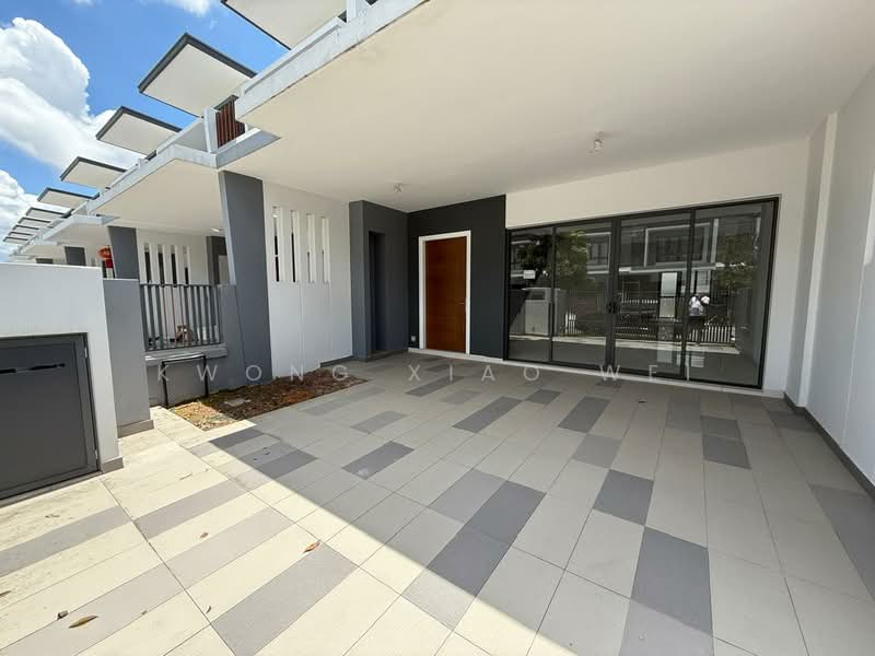 Rumah Teres 2-Tingkat untuk Dijual di Sungai Buloh (Selangor) - Kwong Xiao Wei - Exterior - PropertyGuru.com.my