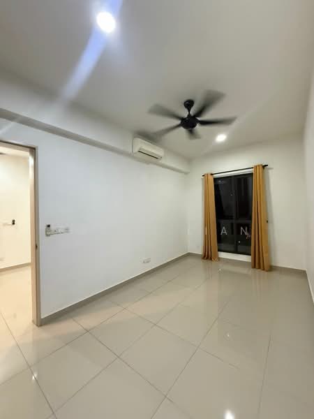 Servis Apartment untuk Disewa di Citizen @ Old Klang Road - Cassie Lian - Living Room - PropertyGuru.com.my