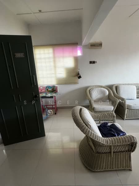 Kondominium untuk Disewa di Bella Vista - Spencer Toh - Living Room - PropertyGuru.com.my