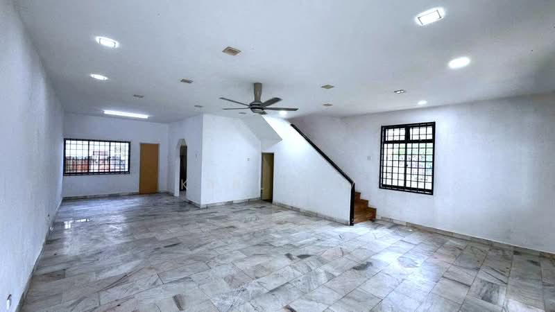 2-storey Terraced House for Sale in Taman Sri Putri (Skudai) - Karl Lim - Living Room - PropertyGuru.com.my