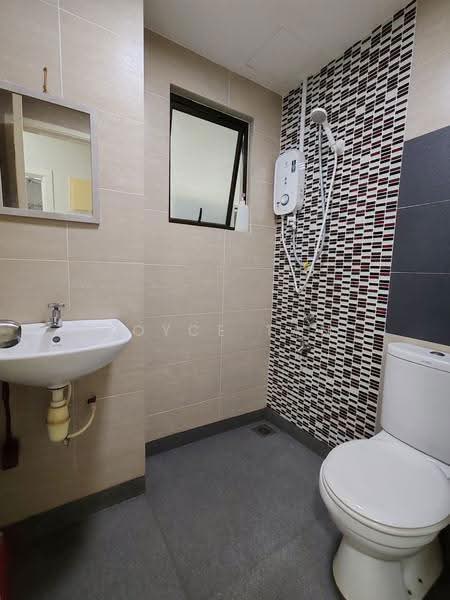 Kondominium untuk Disewa di Ujana Executive Apartment - Joyce Tan - Bathroom - PropertyGuru.com.my