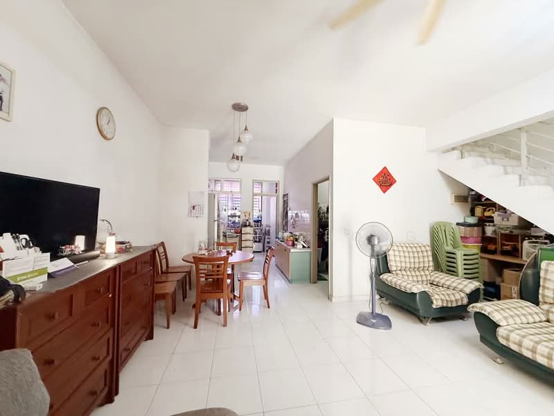 2.5-storey Terraced House for Sale in Taman Setia Indah (Tebrau) - Hayden Chong - Living Room - PropertyGuru.com.my