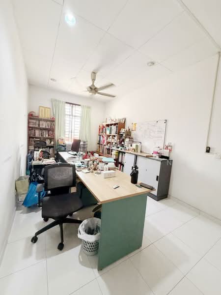 2.5-storey Terraced House for Sale in Taman Setia Indah (Tebrau) - Hayden Chong - Study - PropertyGuru.com.my