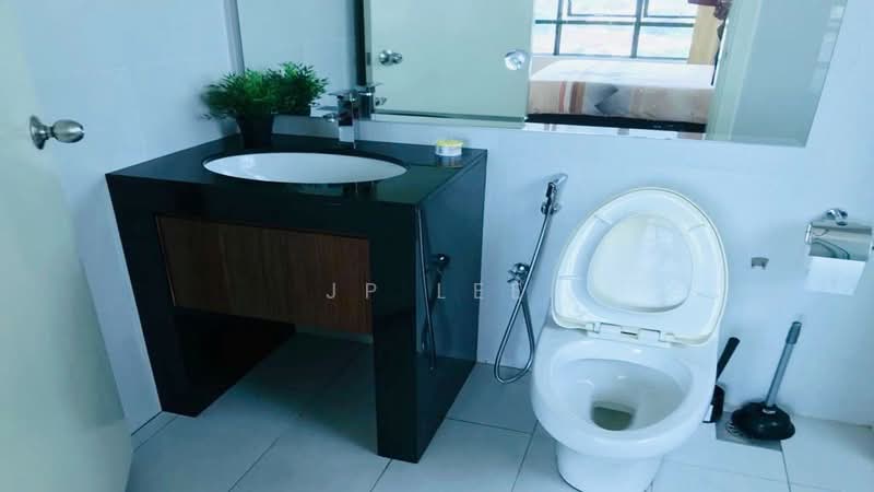 Pangsapuri untuk Disewa di Impiana - JP Lee - Bathroom - PropertyGuru.com.my
