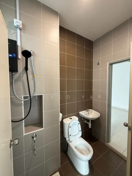 2-storey Terraced House for Rent in Johor Bahru (Johor) - Alfred Yap - Bathroom - PropertyGuru.com.my