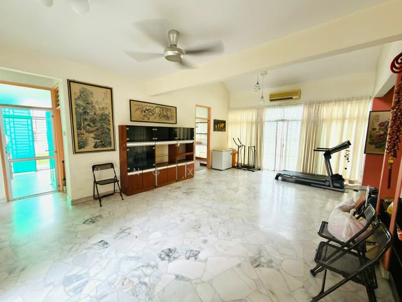 Rumah Banglo untuk Dijual di SS 4B, Taman Kelana Jaya (Petaling Jaya) - Kwong Xiao Wei - Living Room - PropertyGuru.com.my