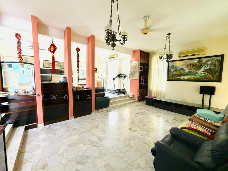 Rumah Banglo untuk Dijual di SS 4B, Taman Kelana Jaya (Petaling Jaya) - Kwong Xiao Wei - Living Room - PropertyGuru.com.my