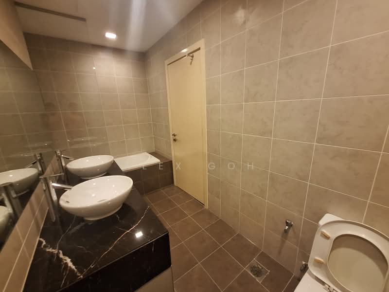Kediaman Servis untuk Dijual di One Residency - Alex Goh - Bathroom - PropertyGuru.com.my