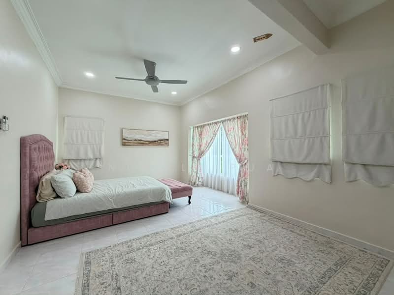 2-storey Terraced House for Sale in Mutiara Rini (Skudai) - Nicole Pua - Bedroom - PropertyGuru.com.my