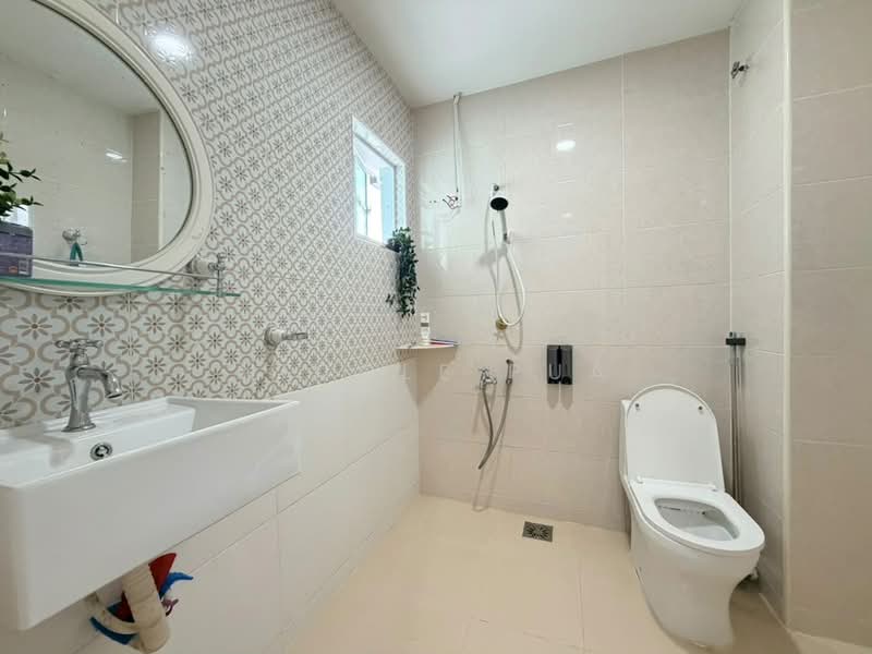 2-storey Terraced House for Sale in Mutiara Rini (Skudai) - Nicole Pua - Bathroom - PropertyGuru.com.my