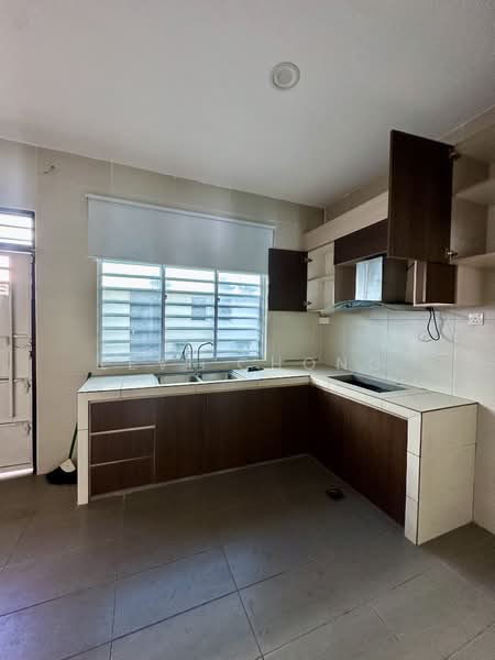 Rumah Teres 2 Tingkat untuk Dijual di Bandar Lahat Baru (Lahat) - Levi Chong - Kitchen - PropertyGuru.com.my