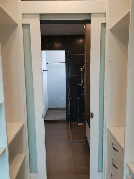 Service Residence for Sale at Hedgeford 10 Residences - PeiGee . - Interior - PropertyGuru.com.my