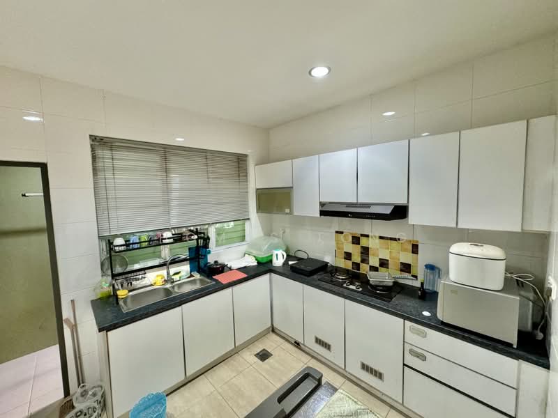 Condominium for Rent at The Ryegates - Thomas Tong - Kitchen - PropertyGuru.com.my