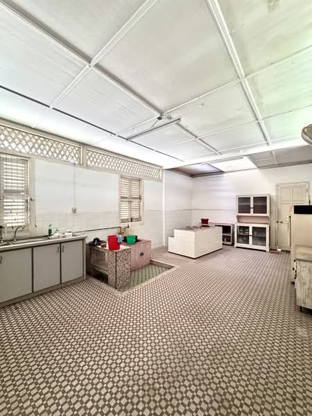 Banglo Komersial untuk Disewa di Pulau Tikus (Penang) - Evonne Lim - Kitchen - PropertyGuru.com.my