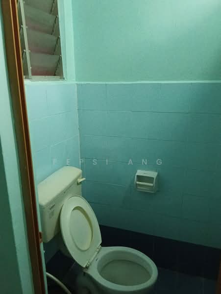 Pangsapuri untuk Disewa di Taman Pendamar Indah 1 - Pepsi Ang - Bathroom - PropertyGuru.com.my