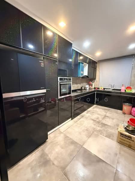Rumah Teres 2 Tingkat untuk Dijual di Taman Megah Ria (Masai) - Daniel Yong - Kitchen - PropertyGuru.com.my