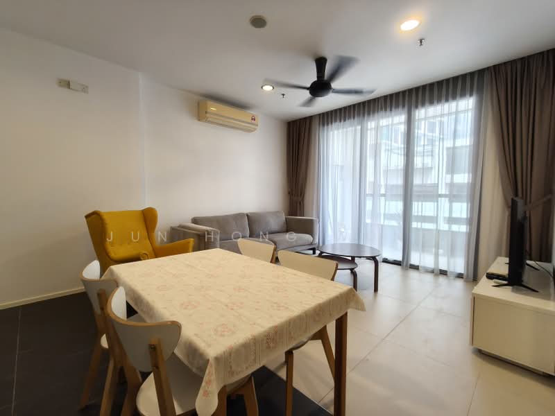 Kediaman Servis untuk Disewa di Arcoris SOHO - Jun Hong Wong - Living Room - PropertyGuru.com.my